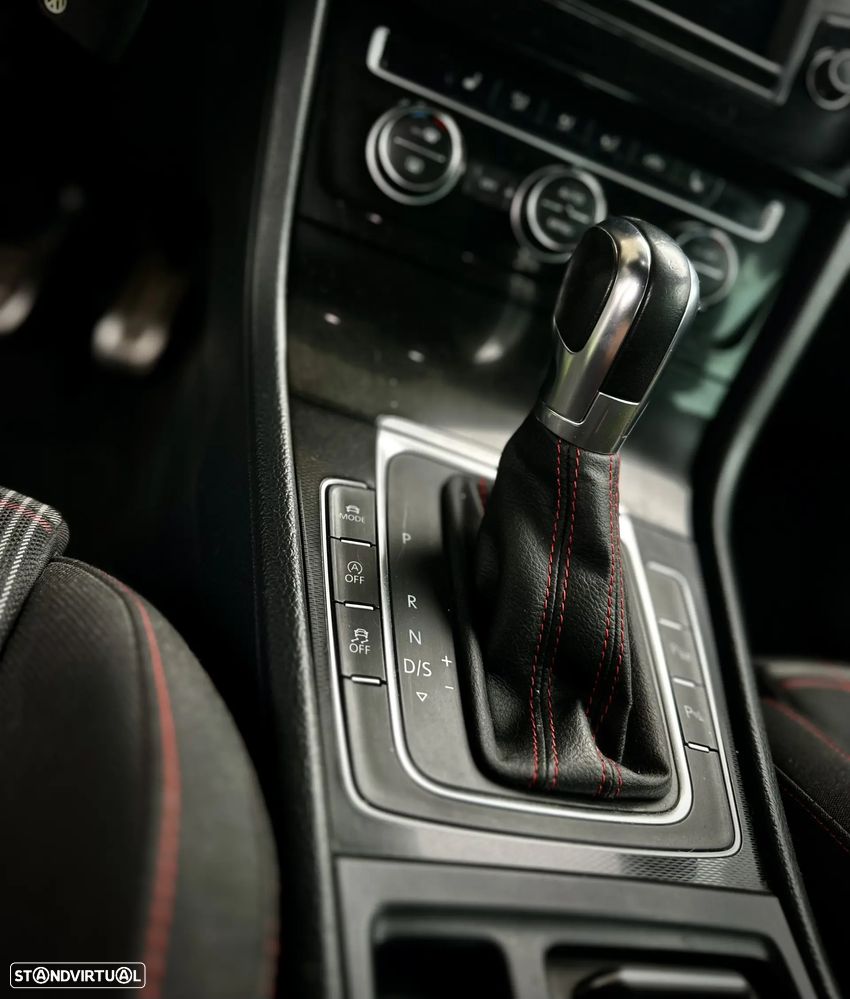 VW Golf 2.0 TSi GTi DSG - 17