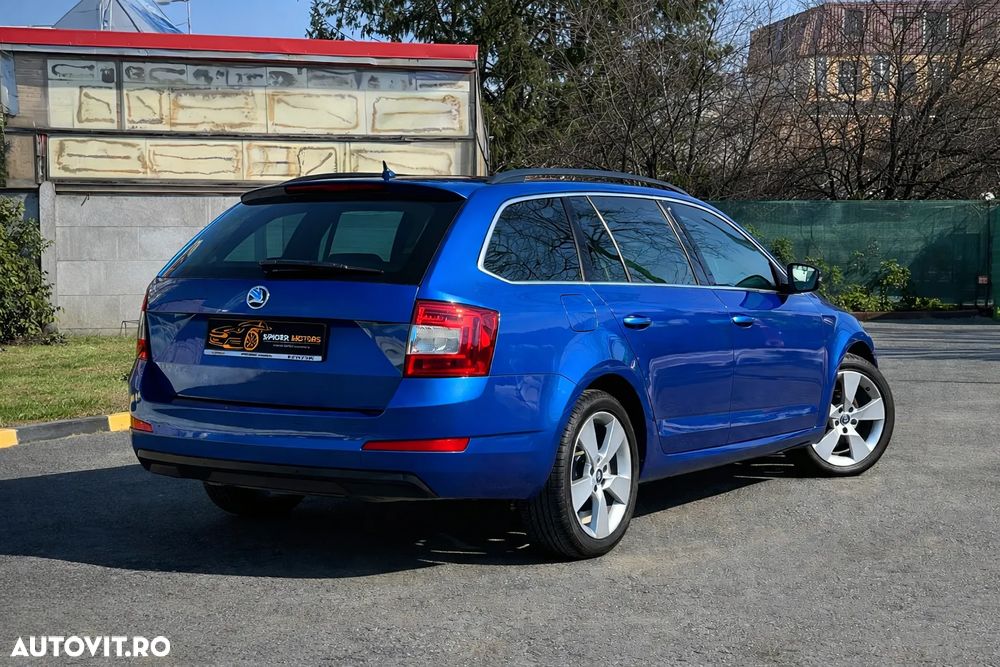 Skoda Octavia 2.0 TDI Premium Edition - 4