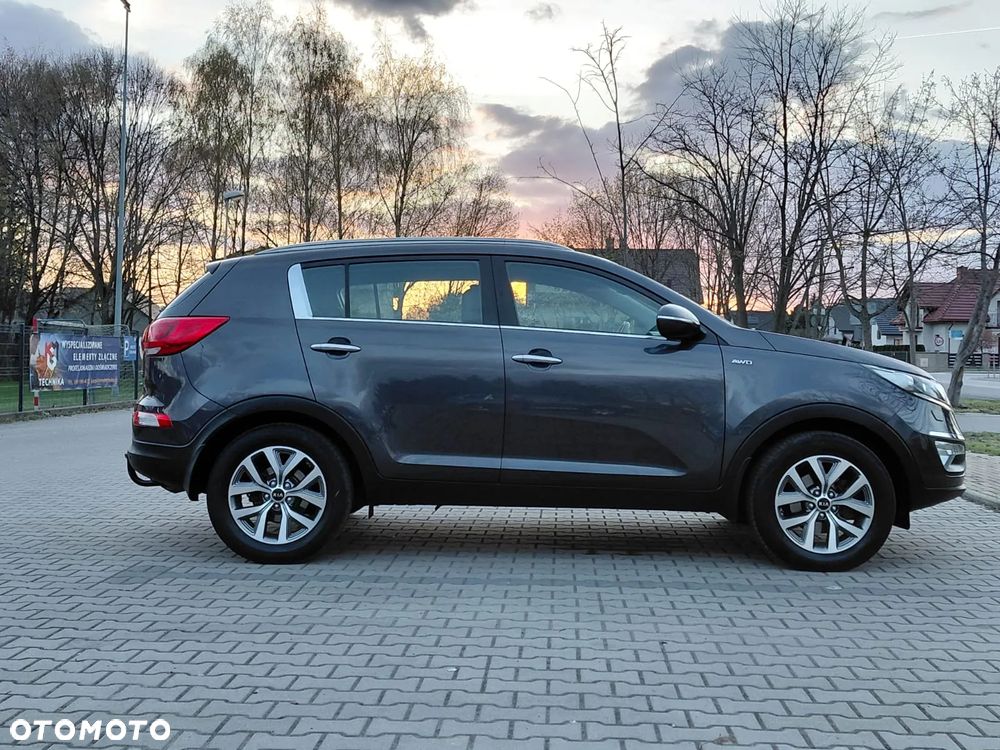 Kia Sportage 2,0 CRDI AWD Dream-Team Edition - 6
