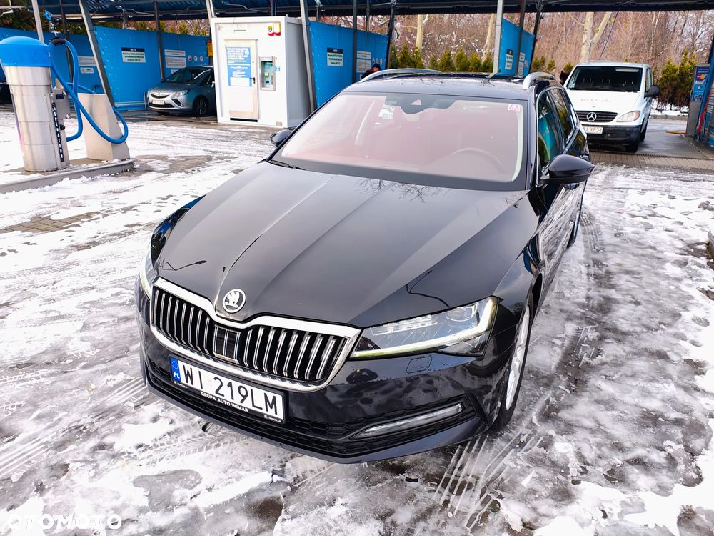 Skoda Superb 2.0 TDI SCR Ambition DSG - 9