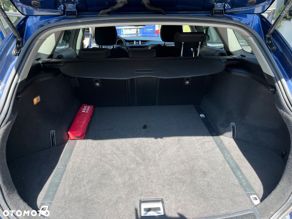 Toyota Avensis - 4