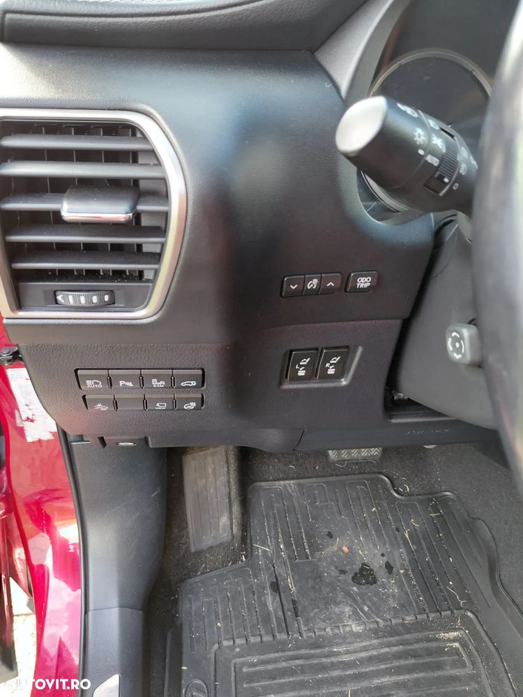 Lexus Seria NX 300h Luxury - 23