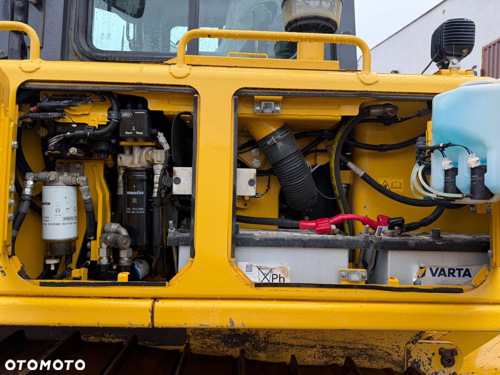 Komatsu D65Pxi-18 - 19
