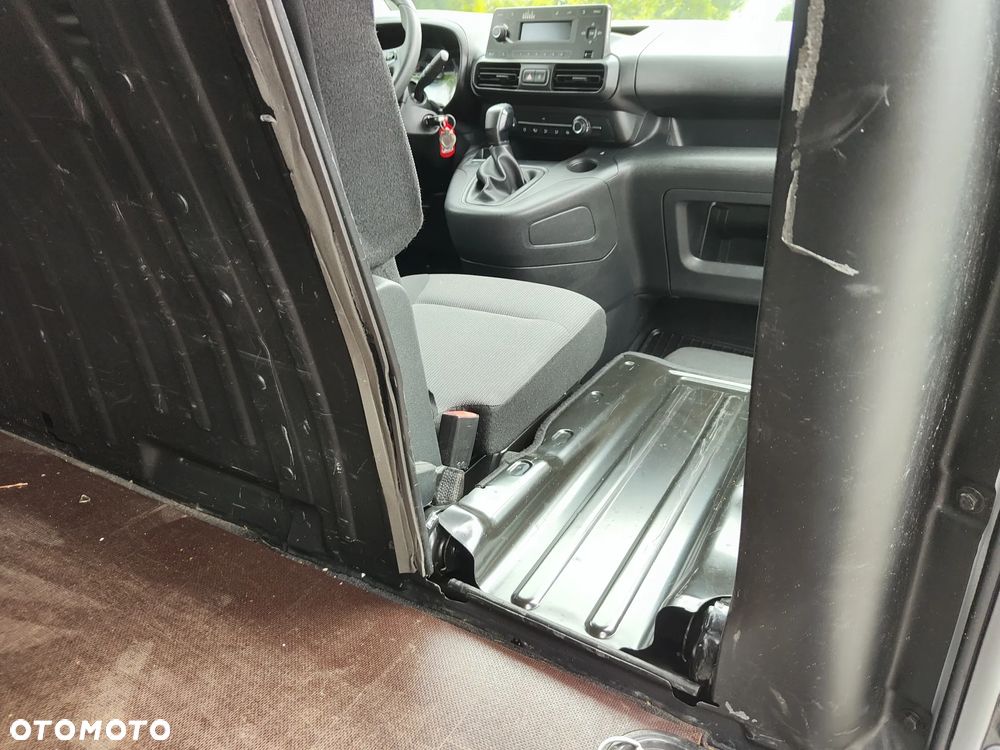 Opel COMBO XL Maxi 2020r L2 1.5 Diesel - 28