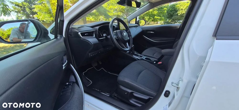 Toyota Corolla 1.8 Hybrid Comfort - 15