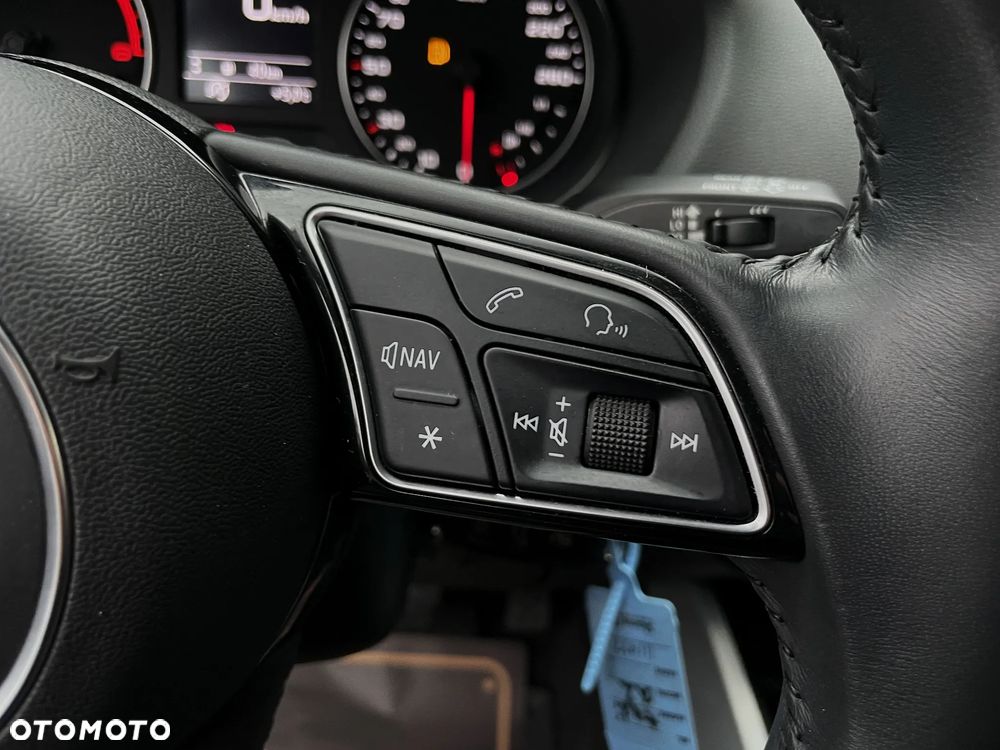 Audi Q2 1.6 TDI Sport - 24