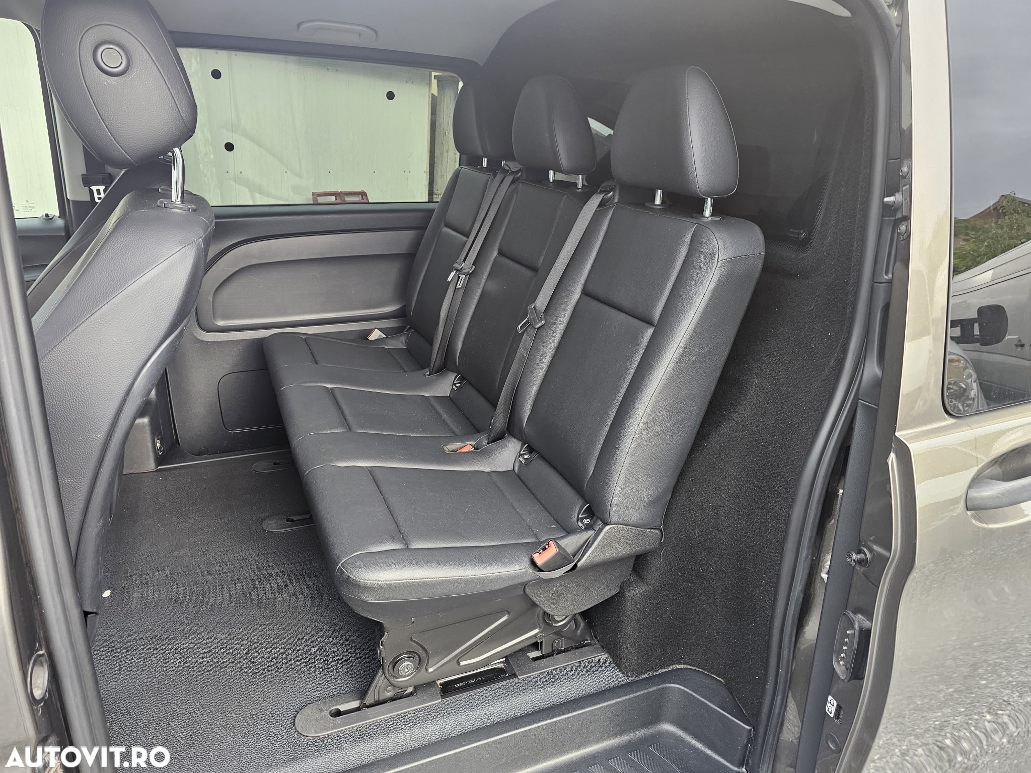 Mercedes-Benz Vito 114 CDI - AUTOMAT - MIXT - 5 locuri + spatiu marfa - 7