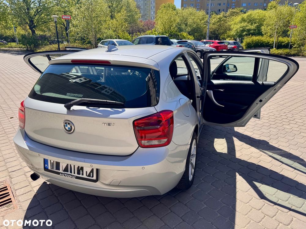 BMW Seria 1 118i - 3