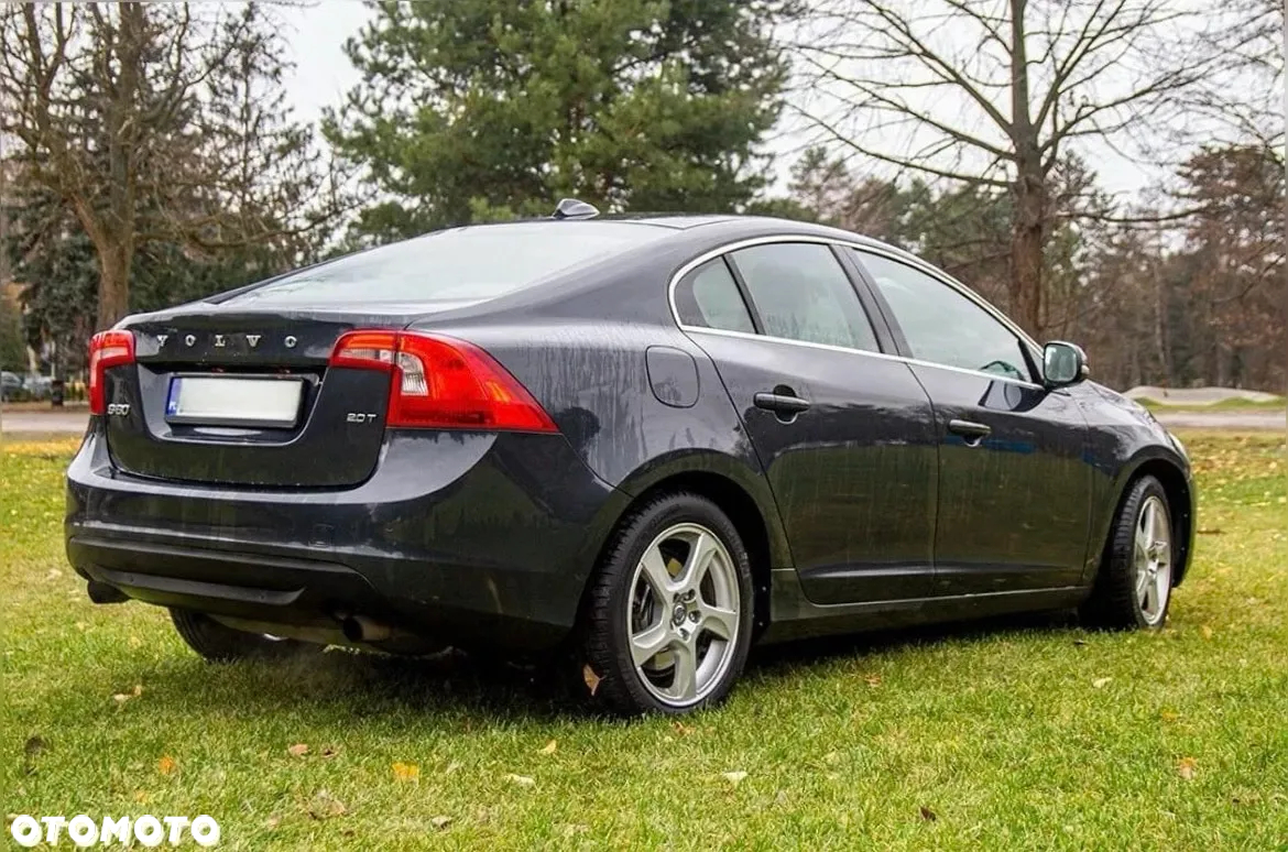 Volvo S60 - 3