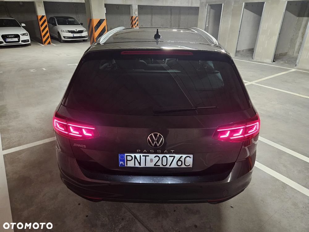 Volkswagen Passat Variant 2.0 TDI SCR DSG Business - 15