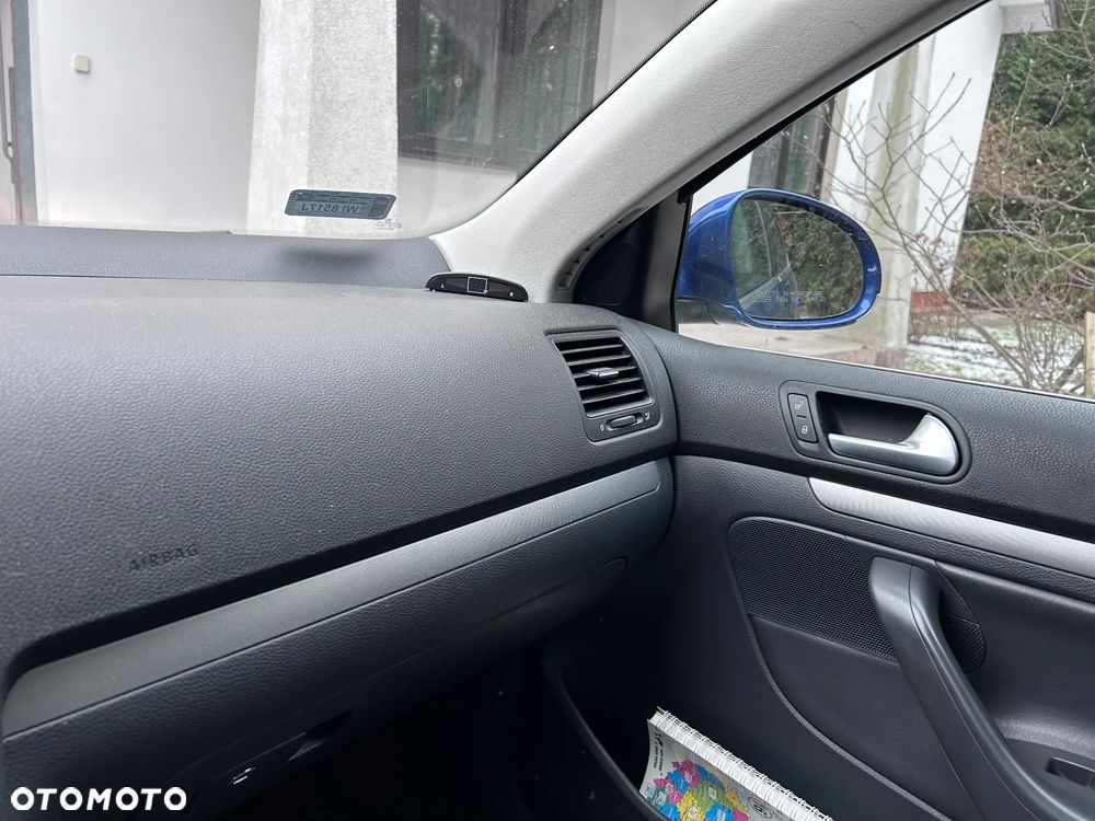 Volkswagen Jetta - 10