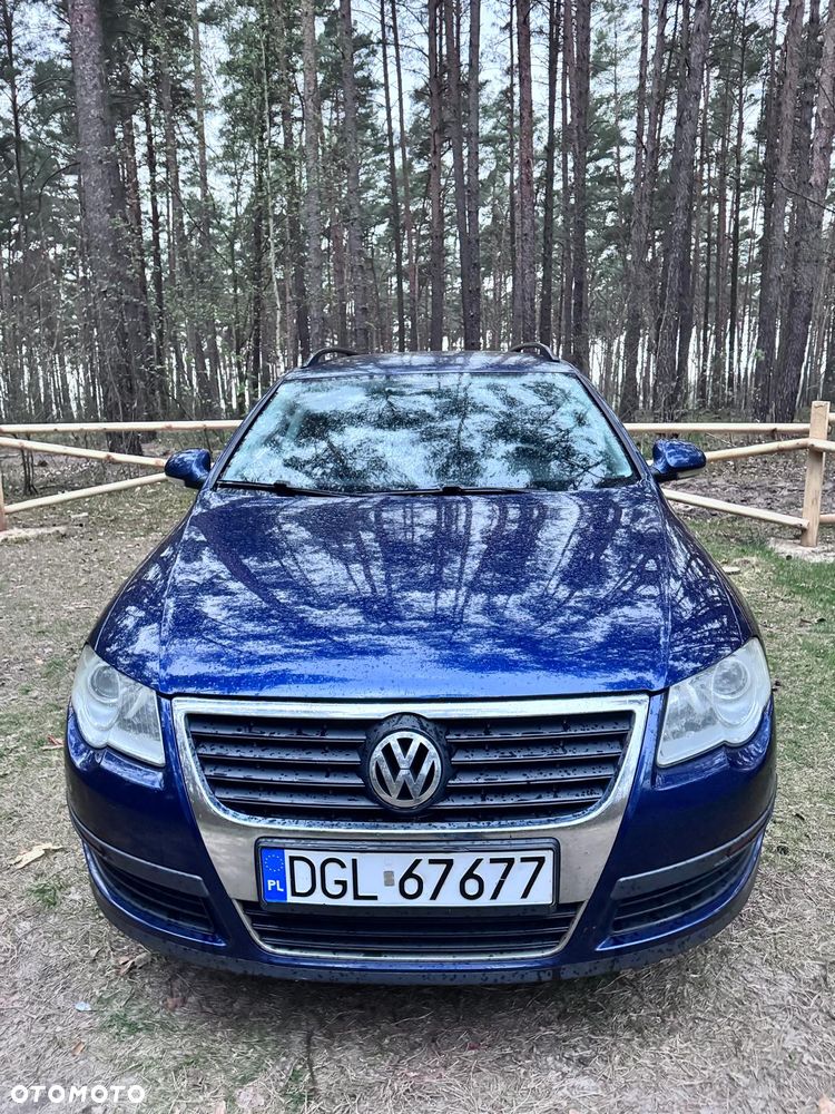 Volkswagen Passat 2.0 TDI DPF Trendline - 14