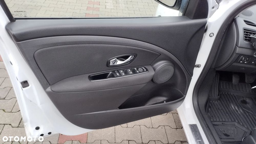 Renault Fluence 1.6 16V Limited - 20