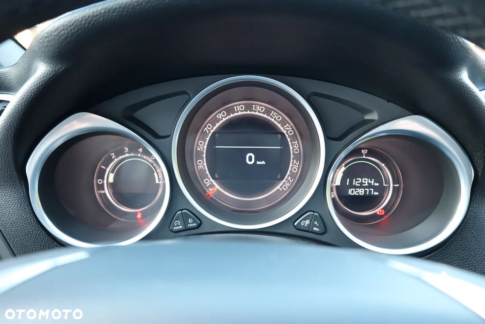 DS Automobiles DS 4 - 16