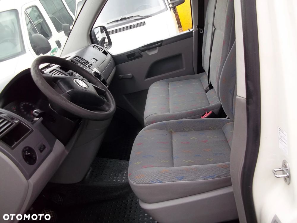 Volkswagen transporter T5 - 12