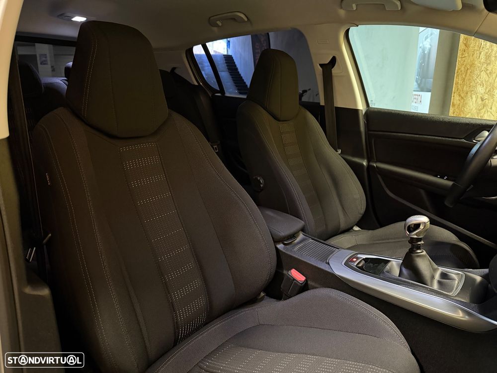 Peugeot 308 1.6 BlueHDi Allure J17 - 12