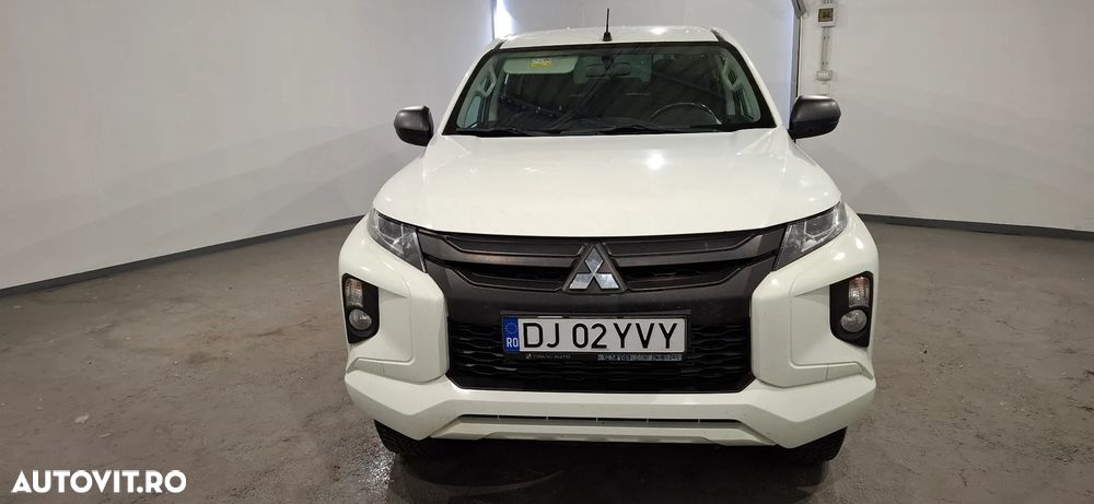 Mitsubishi L200 Double Cab 2.2 DI-D M/T Instyle - 1