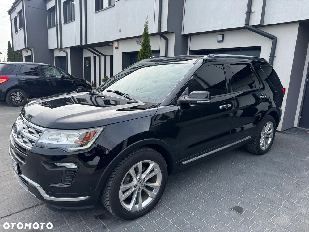 Ford Explorer - 11