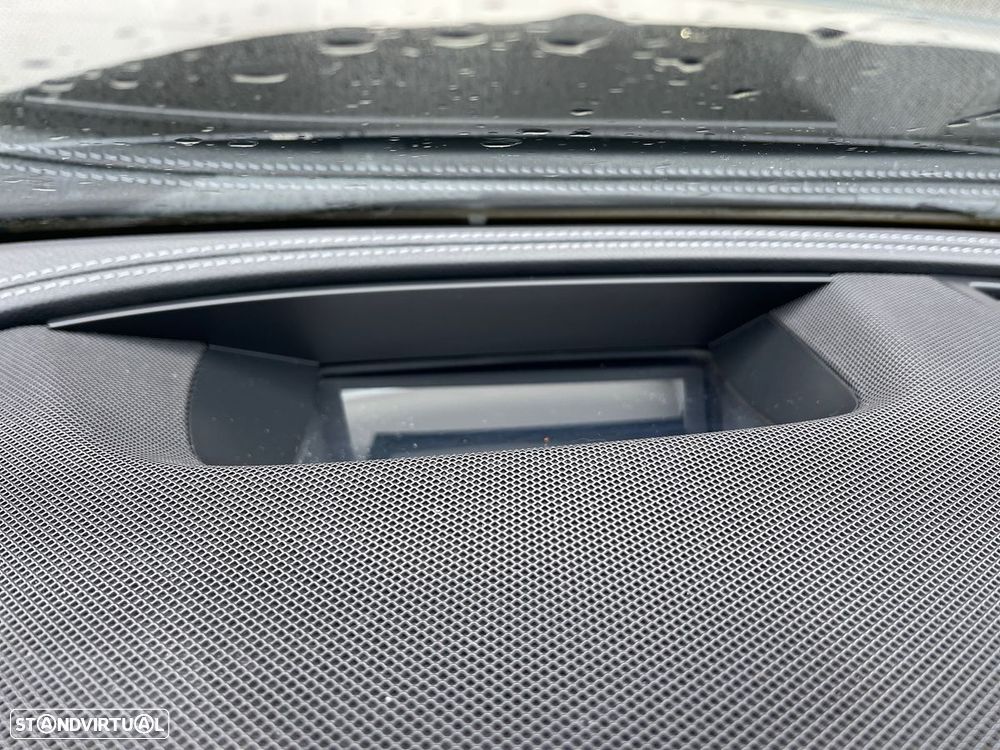 Mercedes-Benz E 300 d AMG Line 4Matic Aut. - 25