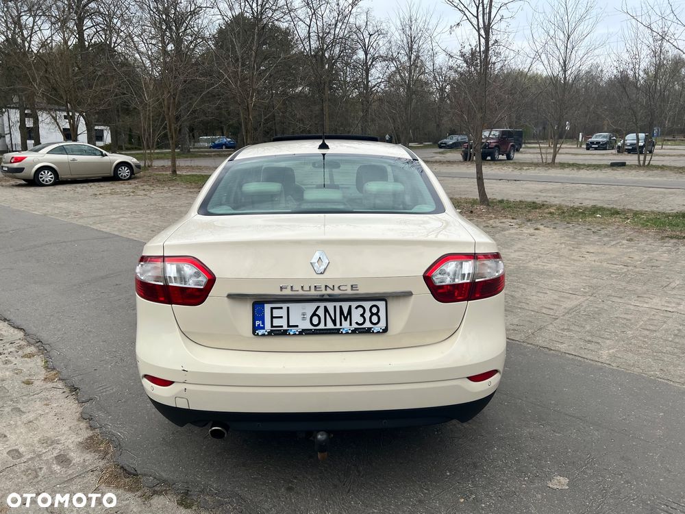 Renault Fluence 2.0 16V Privilege - 30