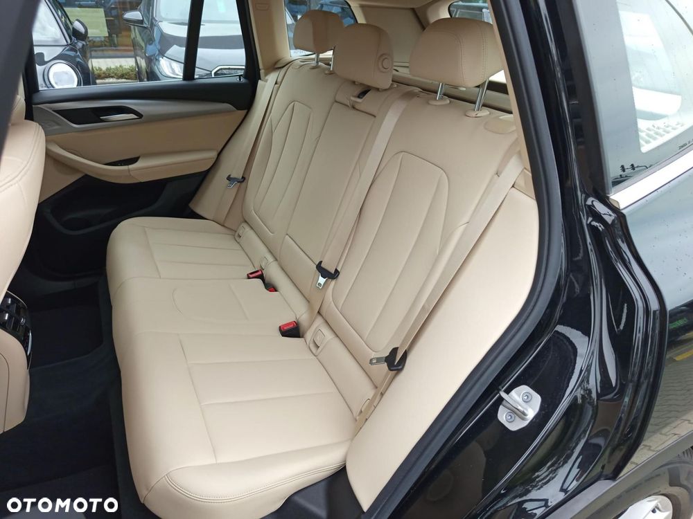 BMW X3 - 22