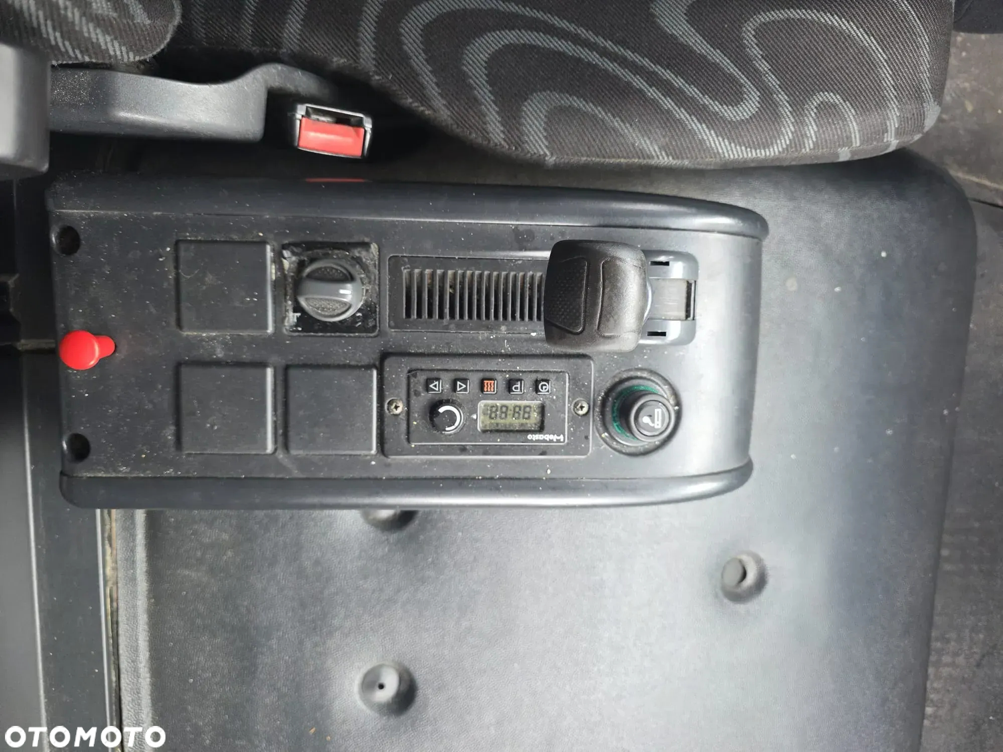 Iveco 150E - 7