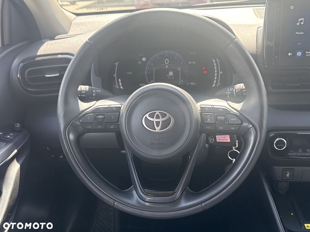 Toyota Yaris Hybrid 1.5 Style - 12