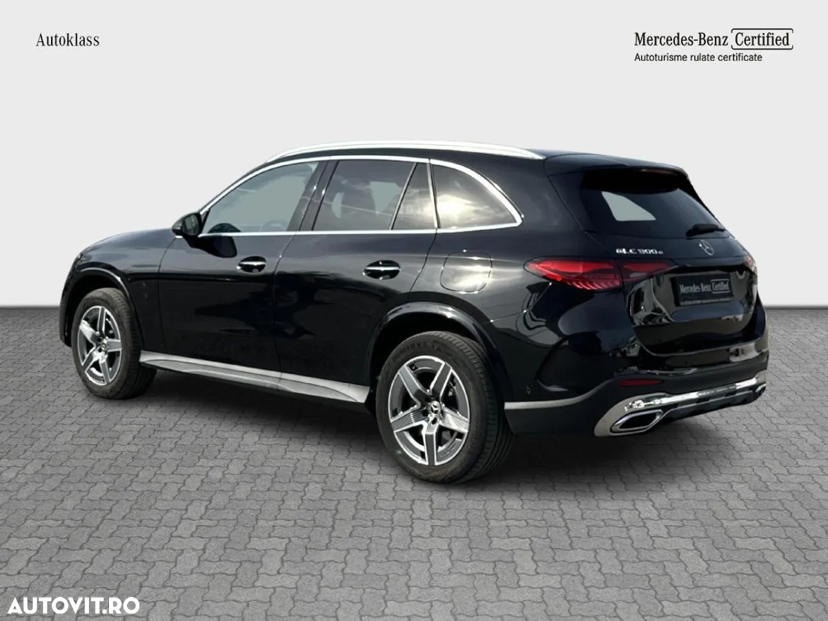 Mercedes-Benz GLC 300 e 4MATIC - 4