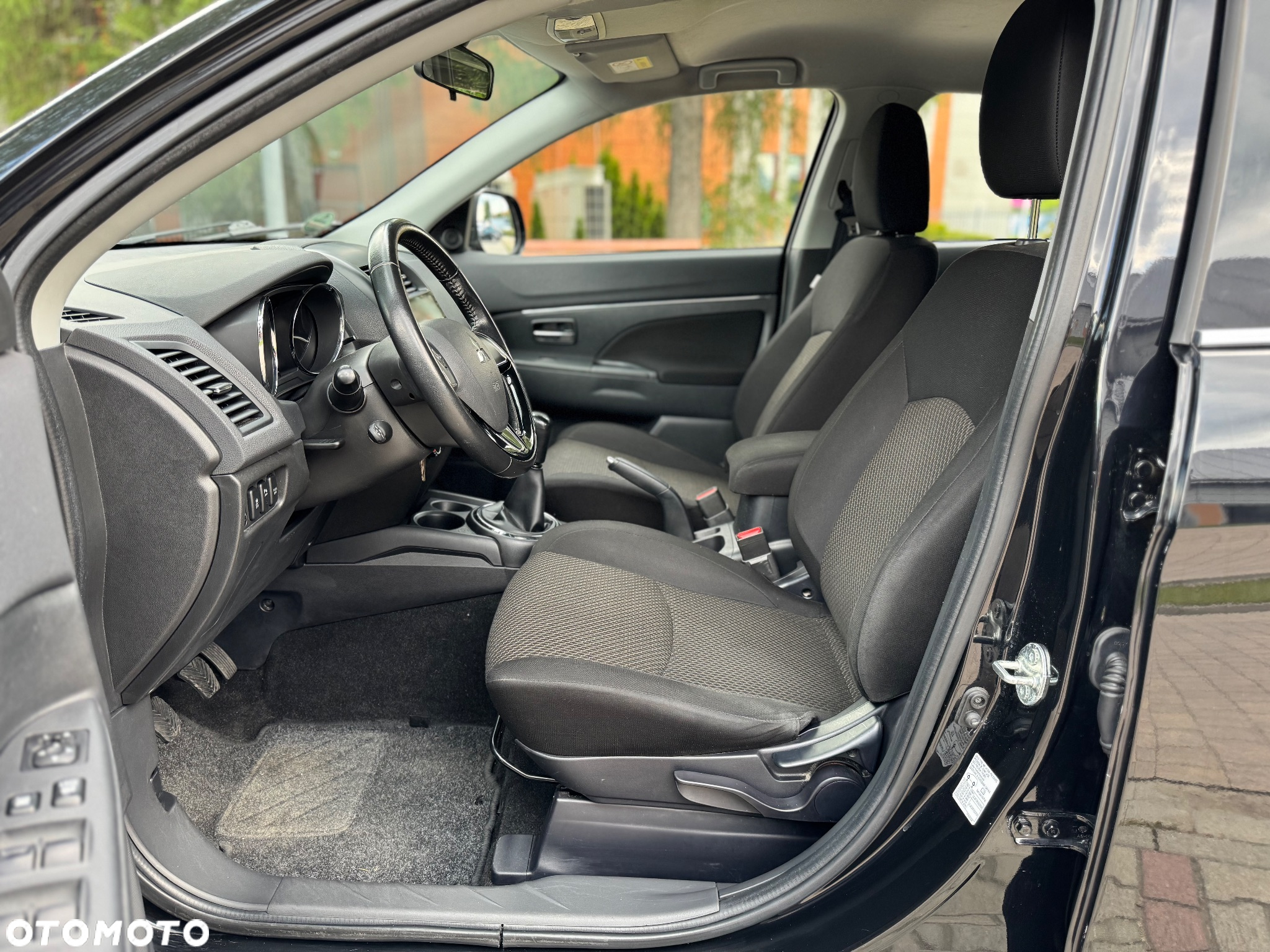 Mitsubishi ASX 1.6 2WD Invite - 18