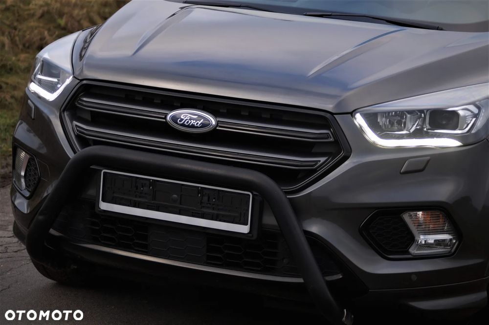 Ford Kuga - 17