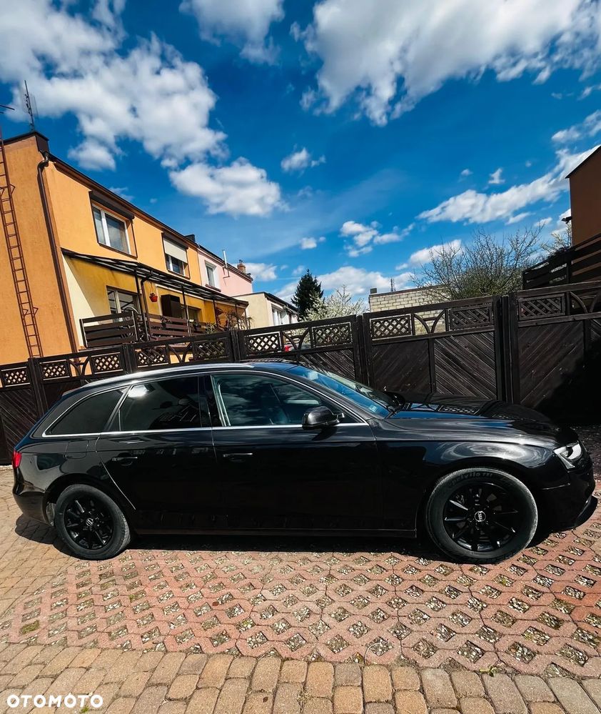 Audi A4 Avant - 10