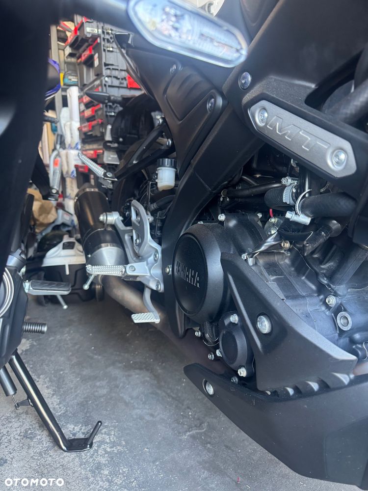 Yamaha MT - 8