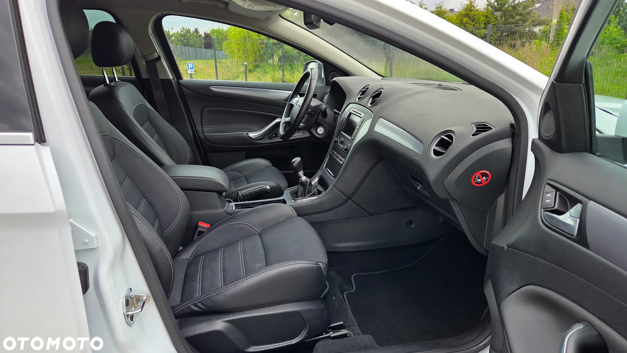 Ford Mondeo 2.0 TDCi Titanium - 24
