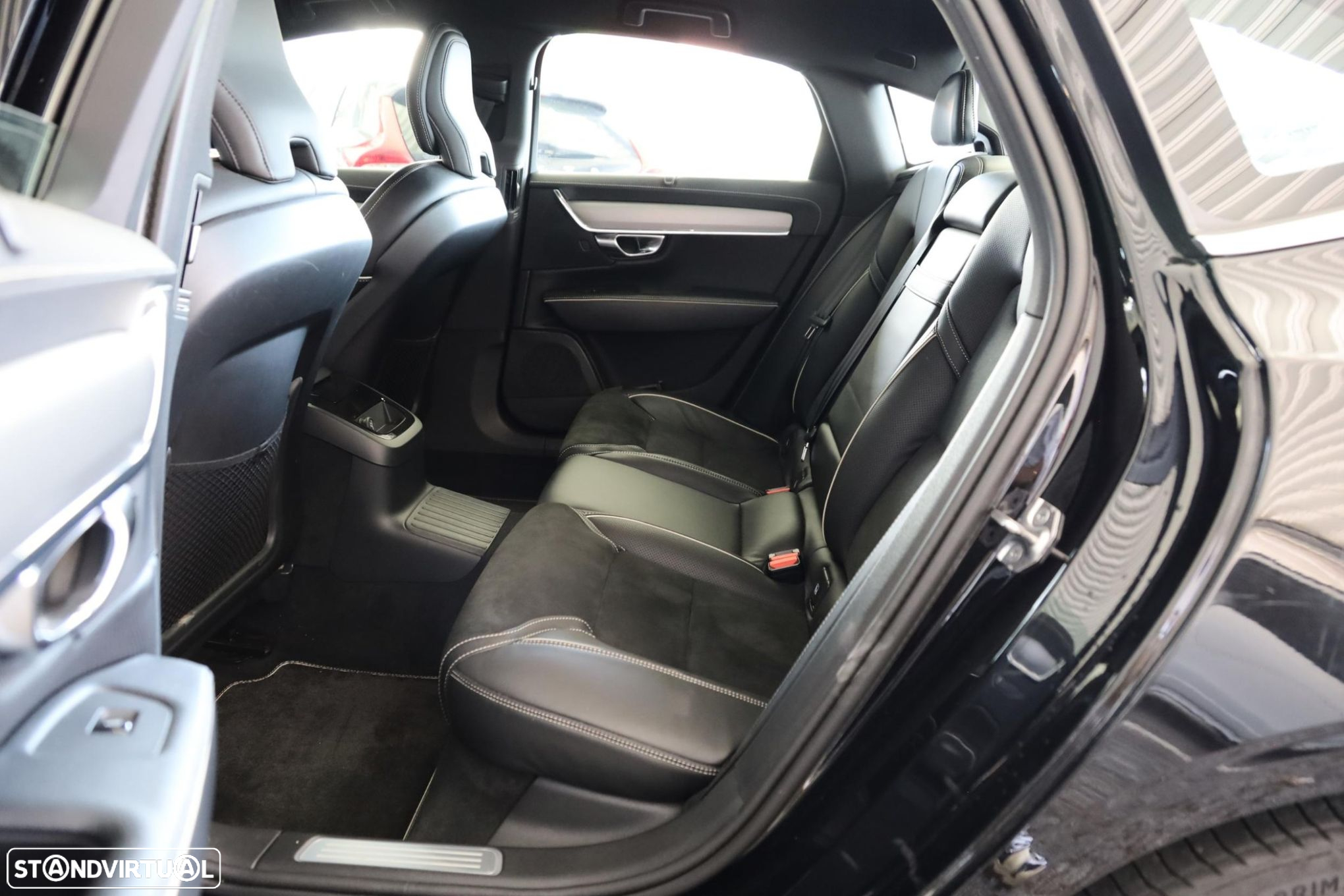 Volvo S90 2.0 T8 PHEV R-Design AWD - 7