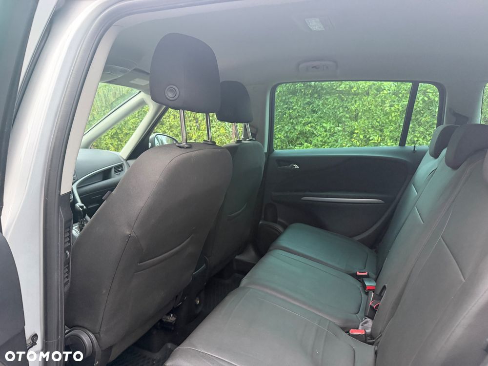 Opel Zafira Tourer 2.0 CDTI Automatik Edition - 16