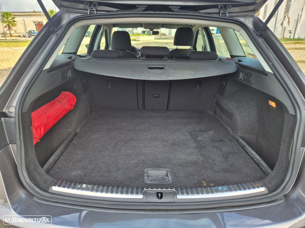 SEAT Leon ST 1.6 TDI Style Ecomotive - 31