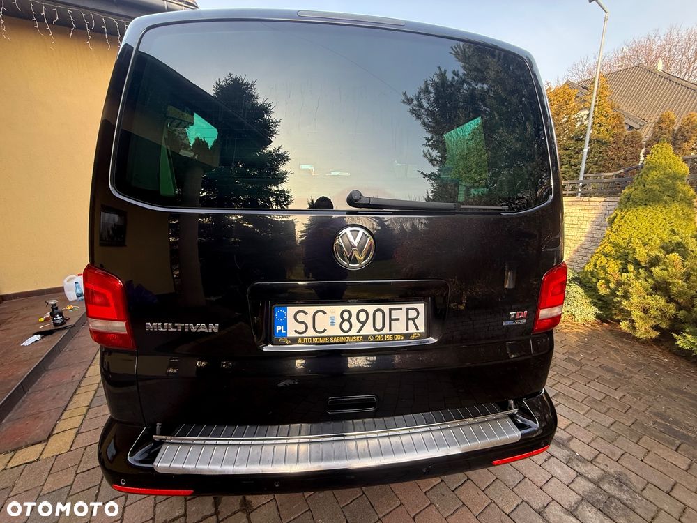 Volkswagen Multivan - 9