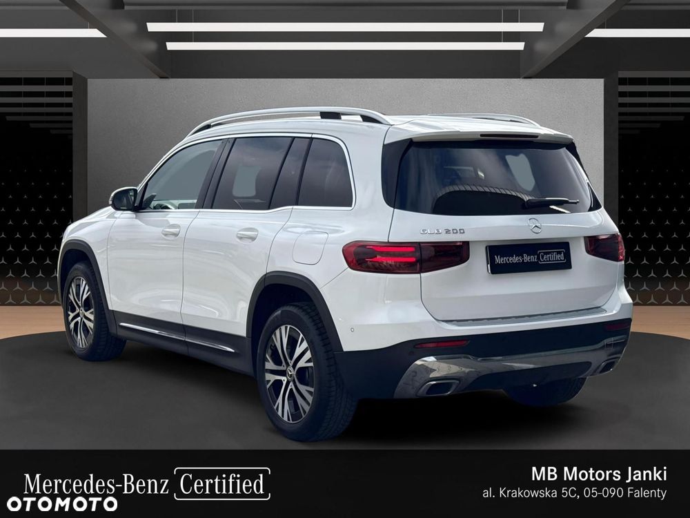 Mercedes-Benz GLB - 5