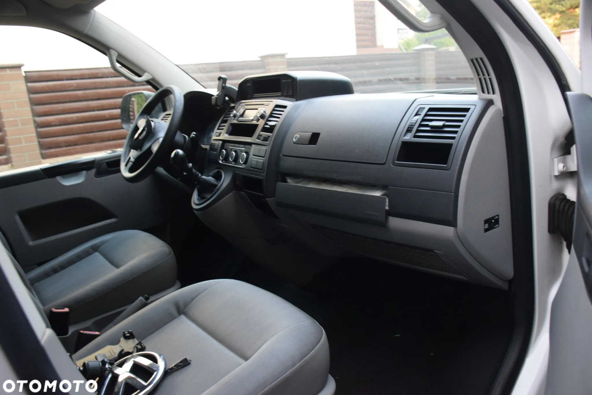 Volkswagen t5 - 26