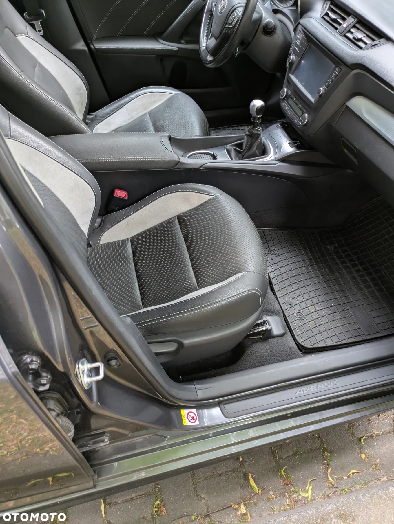 Toyota Avensis 1.8 Prestige - 3
