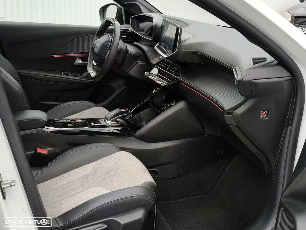 Peugeot e-208 50 kWh GT Pack - 2