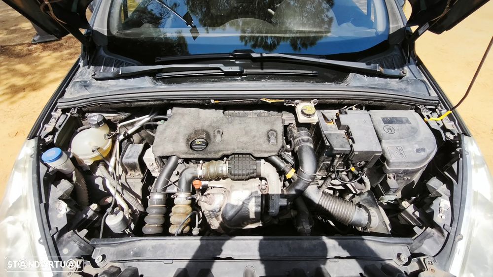 Peugeot 308 1.6 HDi Sport CVM6 - 26