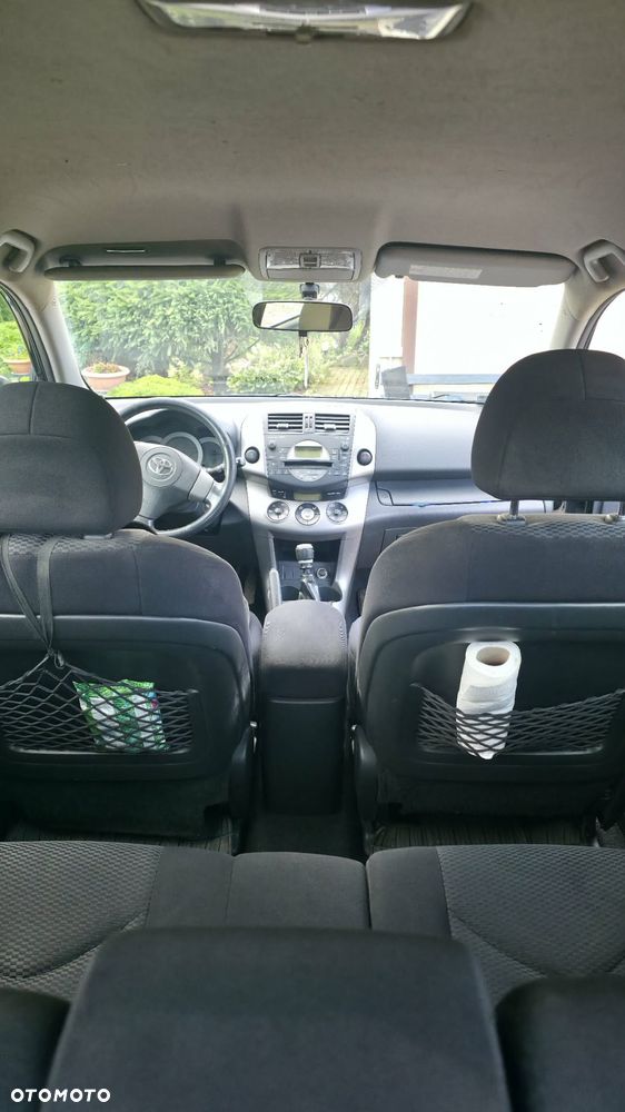 Toyota RAV4 2.2 D-4D Premium - 12