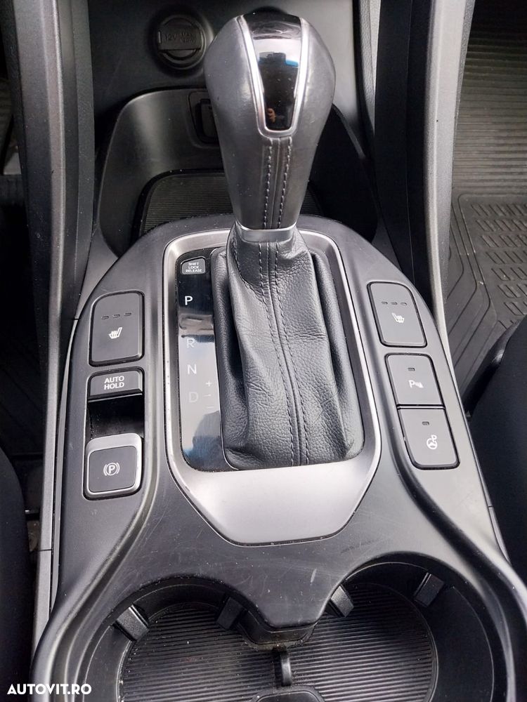 Hyundai Santa Fe - 10