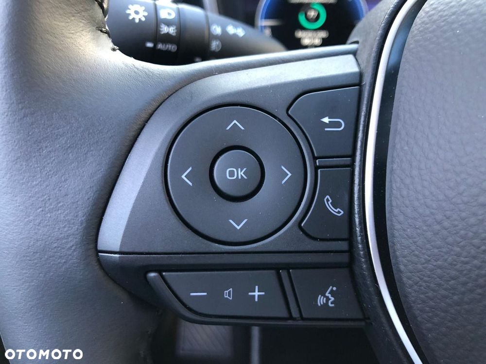 Toyota Corolla 1.8 Hybrid Executive - 27