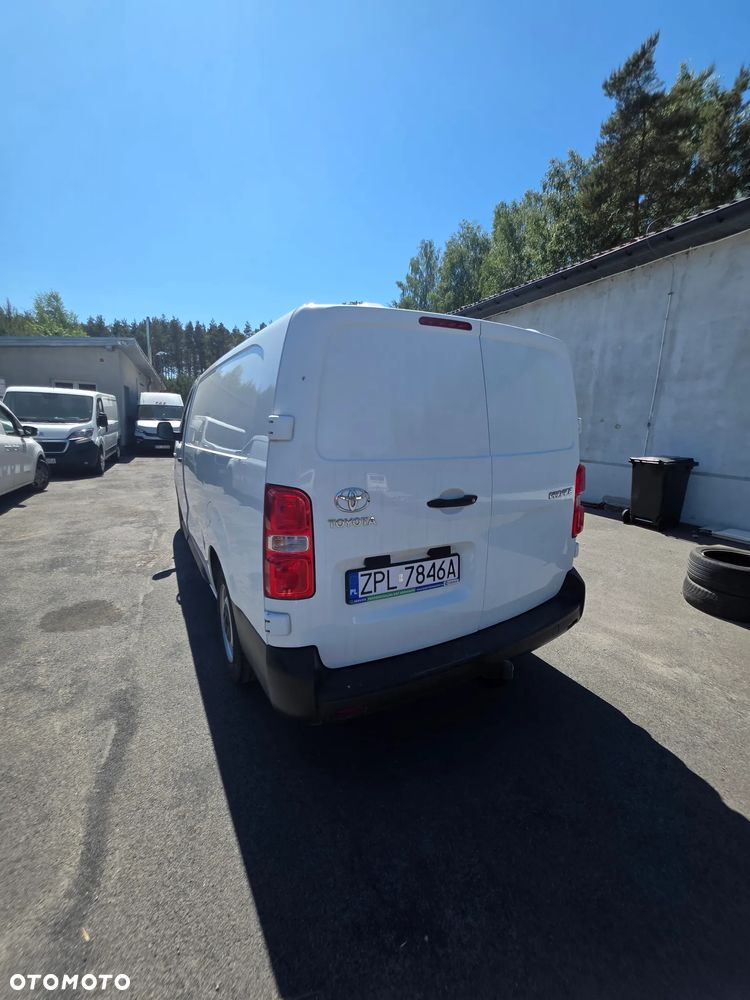 Toyota Proace - 10