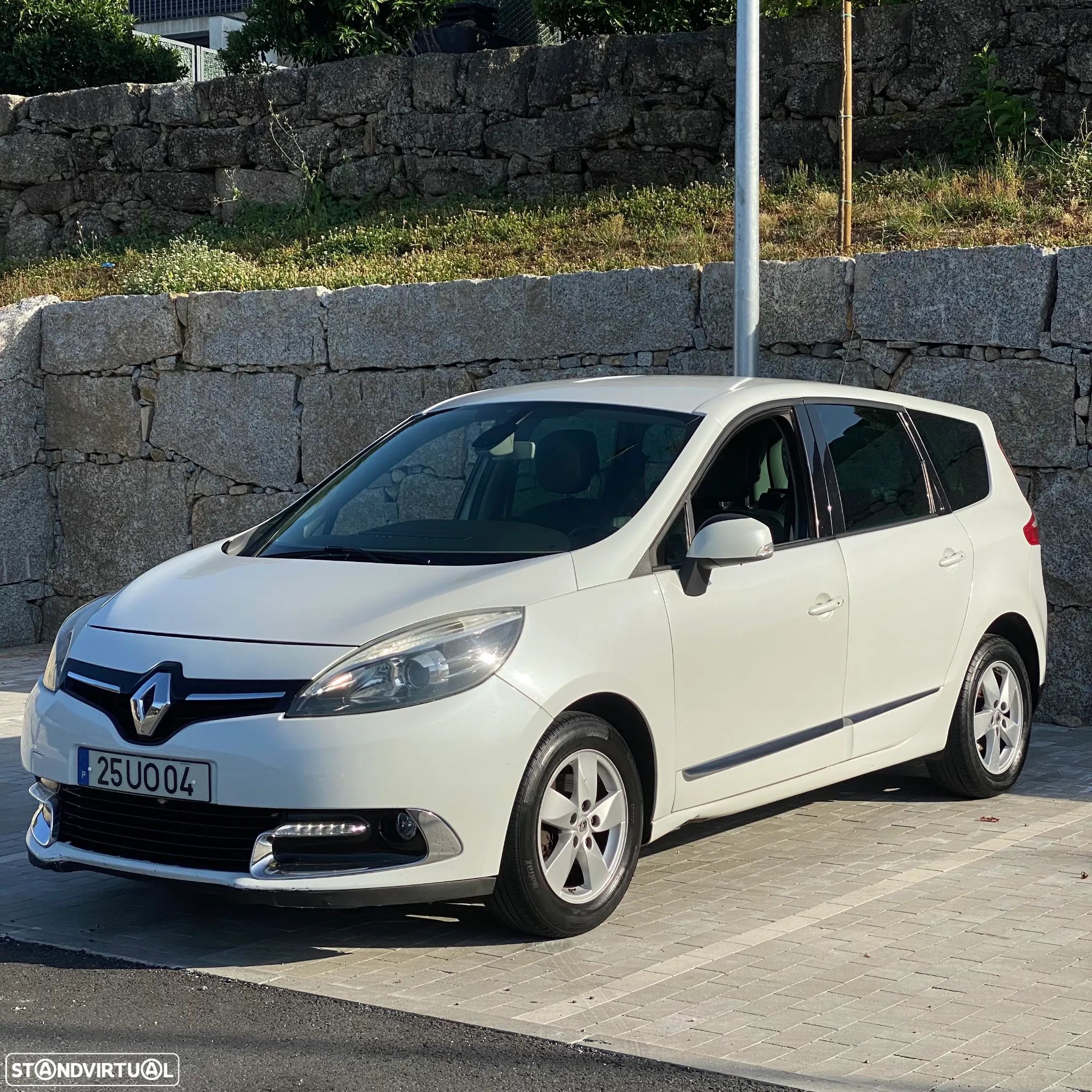 Renault Grand Scénic dCi 130 FAP Start & Stop Dynamique - 1