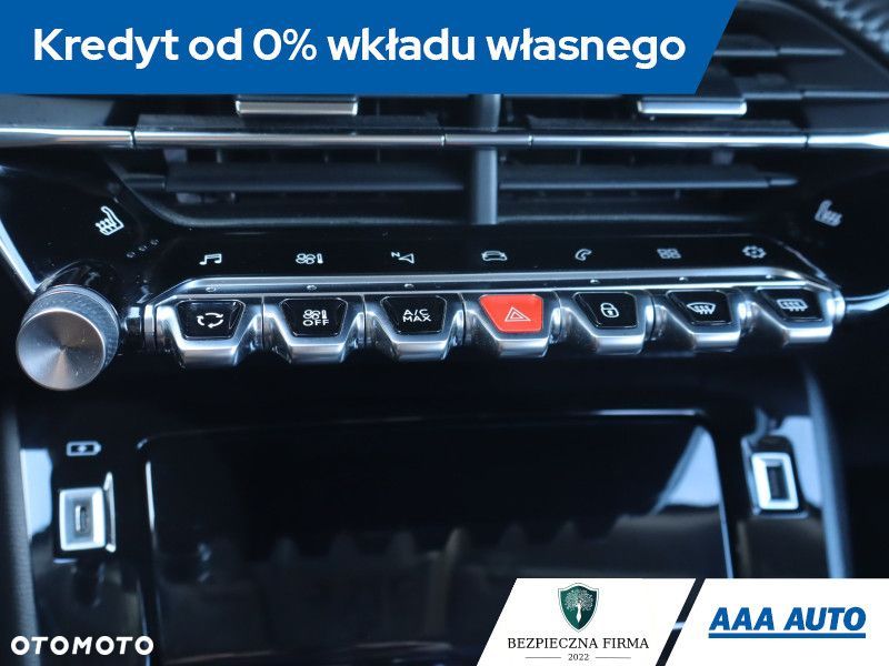 Peugeot 2008 - 14
