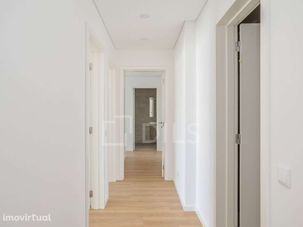 Apartamento T2, com varanda, em Faro - Grande imagem: 5/97