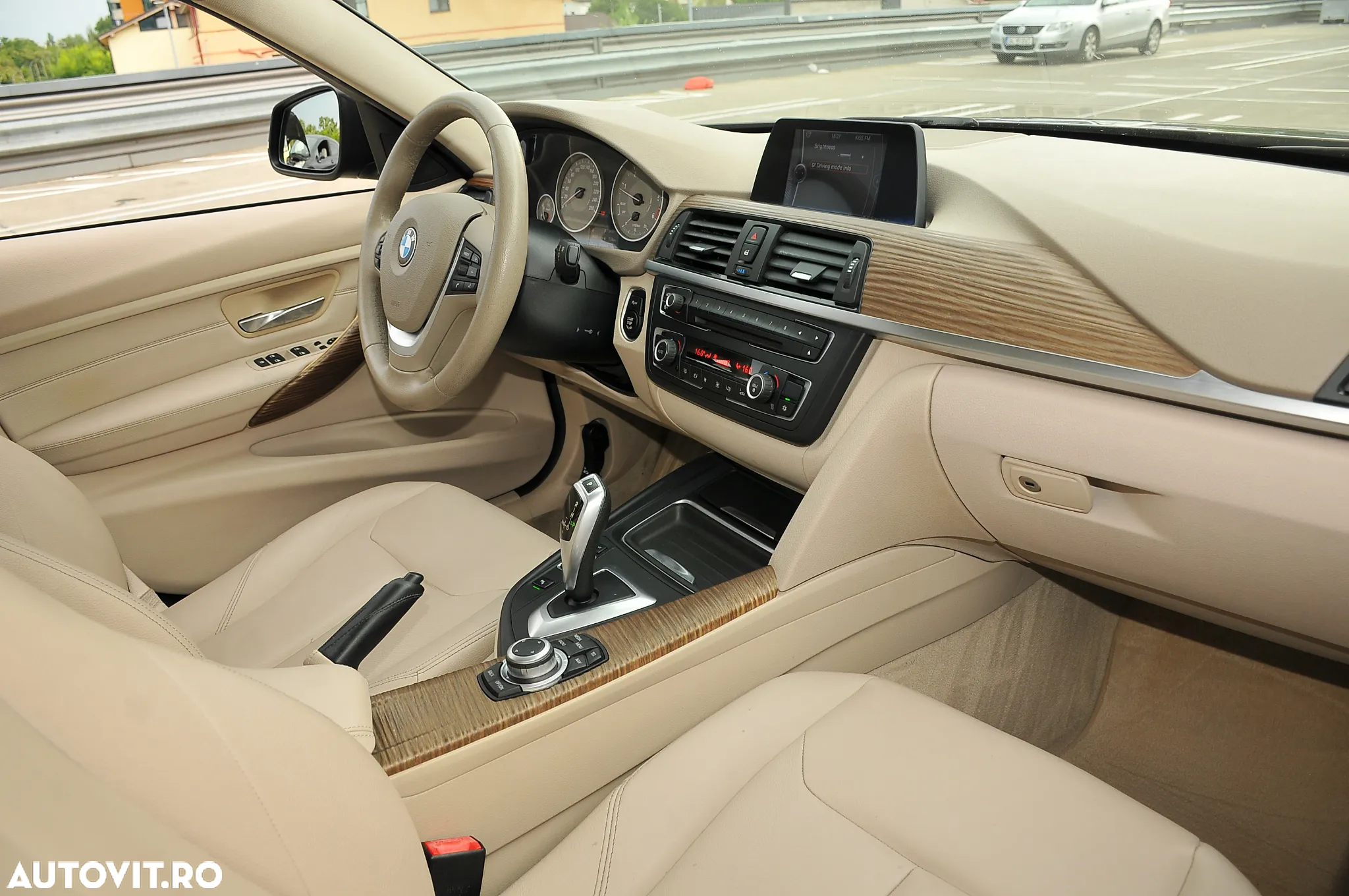 BMW Seria 3 - 15
